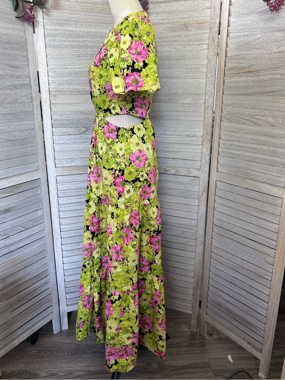 WAYF Plaza Cutout Tiered Floral Pink & Green Floral Summer Maxi Dress SZ SM